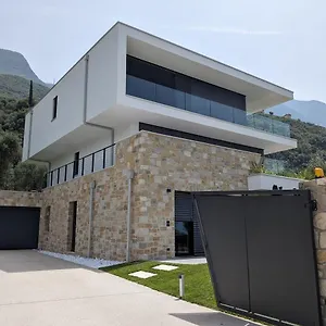 Olivo Luxury , Malcesine Italien
